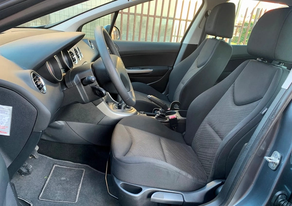 Peugeot 308 cena 21999 przebieg: 177000, rok produkcji 2011 z Gniezno małe 781